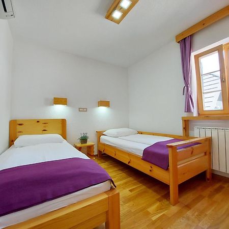 Plitvice Etno House I Bed & Breakfast Plitvička Jezera Exterior foto