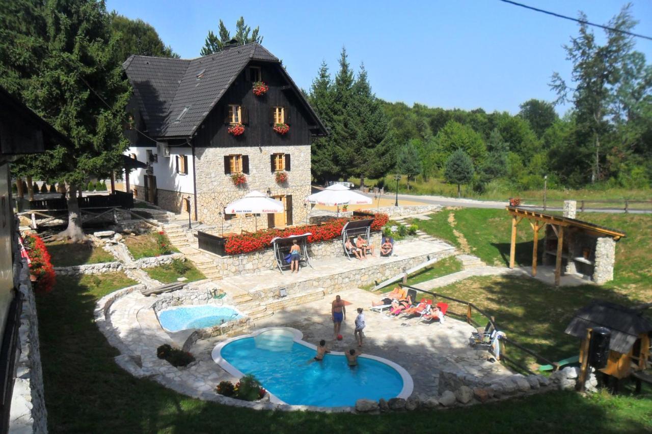 Plitvice Etno House I Bed & Breakfast Plitvička Jezera Exterior foto