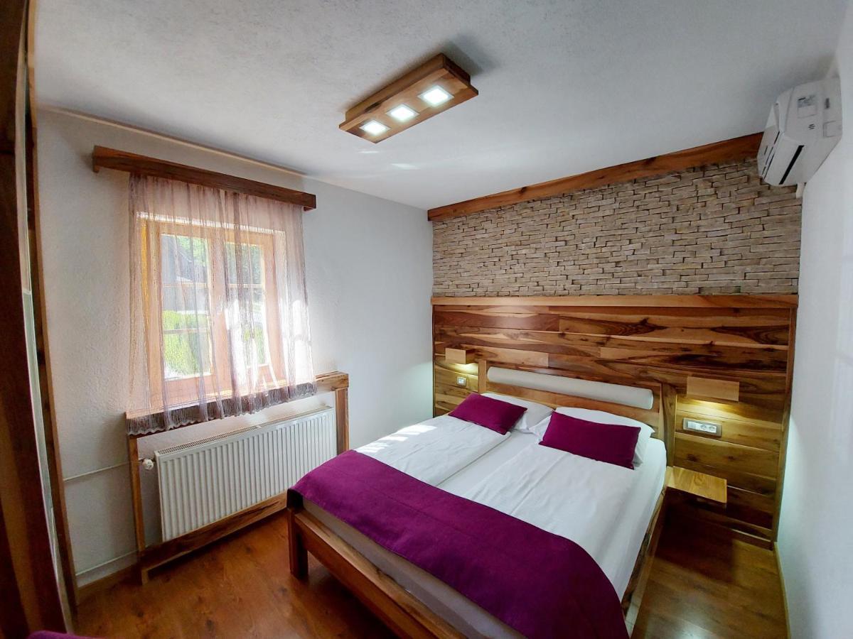 Plitvice Etno House I Bed & Breakfast Plitvička Jezera Exterior foto