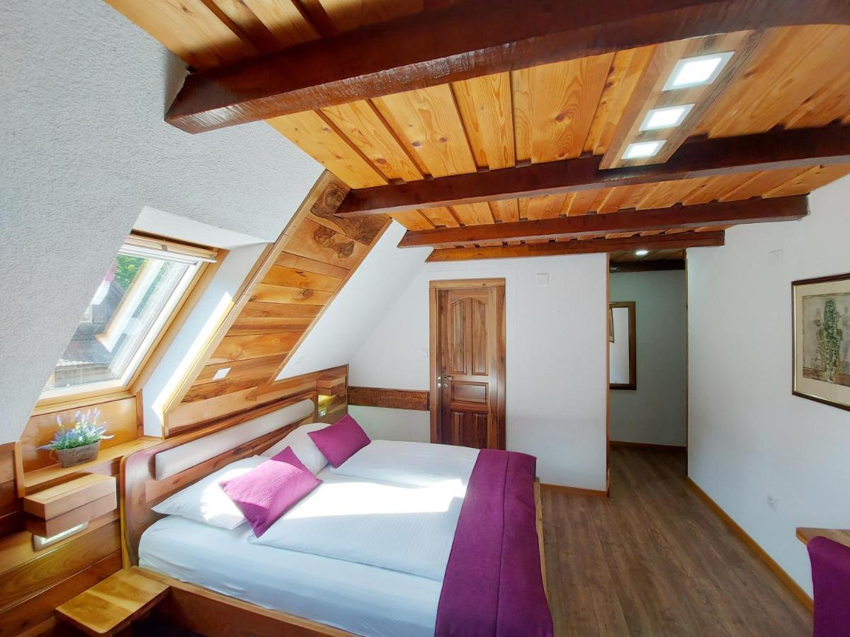Plitvice Etno House I Bed & Breakfast Plitvička Jezera Exterior foto